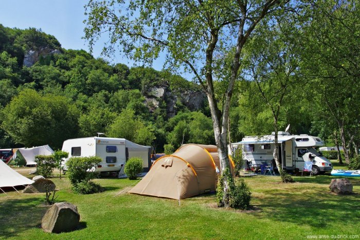 Campamento infantil: “Camping Arbizu Ekokanpina” en Navarra