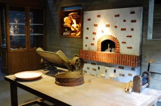 Hacer pan con los niños: Taller en el Museo del Pan de Mayorga